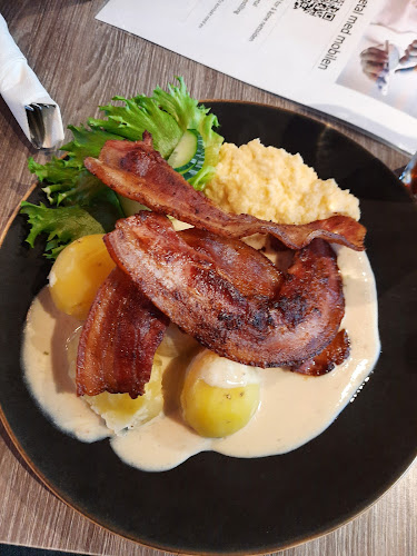 Meyer Kafe, Bar og Catering