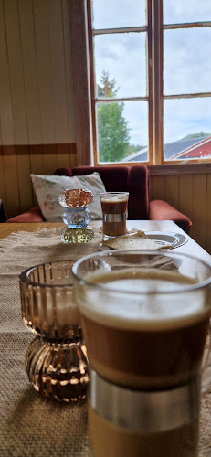 „Kobi-Butikken på Foldereid“ - Café - Gastronomi og hotellvirksomhet
