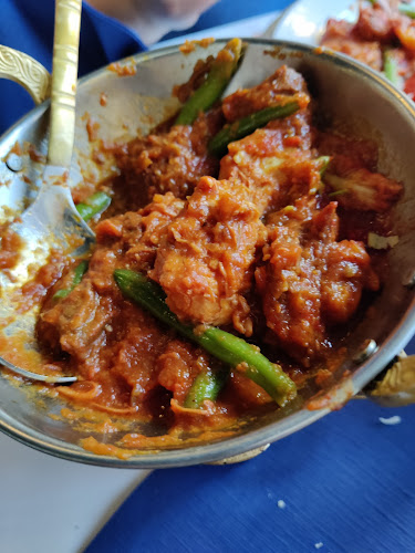 Great Gandhi - Gastronomi og hotellvirksomhet