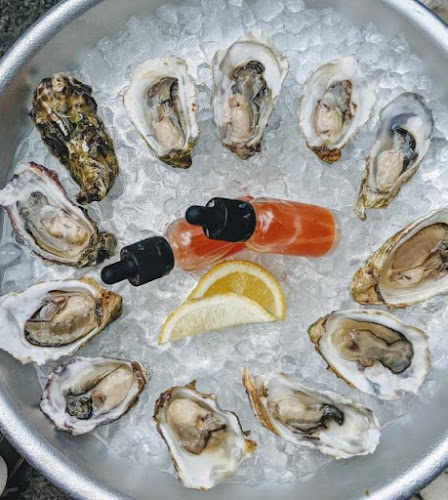 Opinii despre Eff Eff Oyster and Wine Bar în Oslo - Gastronomi og hotellvirksomhet
