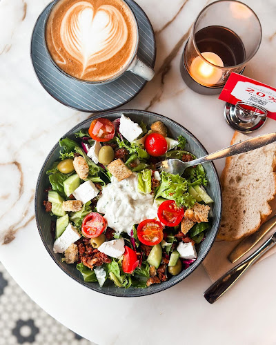 Comentarii opinii despre Jordbærpikene Lofoten