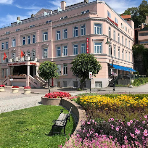 Brasseriet Madame Blom - Gastronomi og hotellvirksomhet