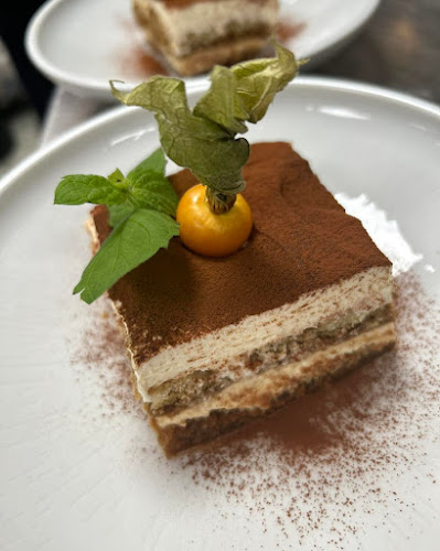 Opinii despre Brasseriet Madame Blom în Skien - Gastronomi og hotellvirksomhet