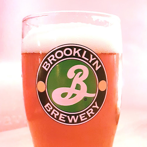 Comentarii opinii despre Hill