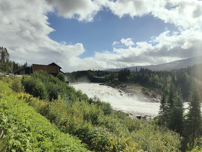 Laksforsen Turistcafe - Gastronomi og hotellvirksomhet