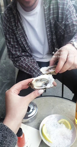 Eff Eff Oyster and Wine Bar