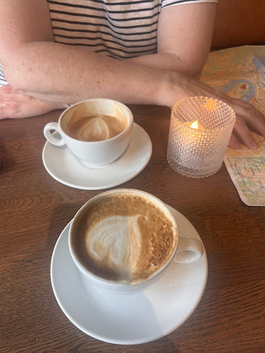 Dromedar Kaffebar Moxness - Gastronomi og hotellvirksomhet