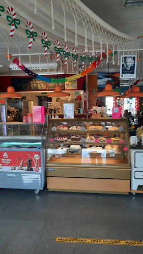 Fruene på torget - Finnsnes