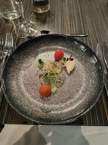 The Rooftop Restaurant & Bar - Gastronomi og hotellvirksomhet