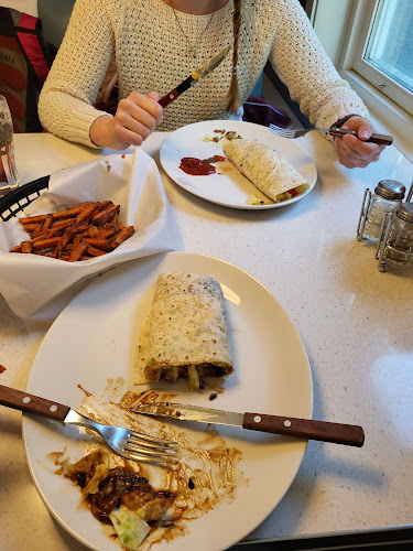 Freddy's Diner - Gastronomi og hotellvirksomhet