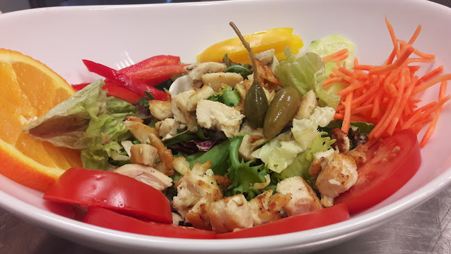 Opinii despre Trattoria da Ernesto în Halden - Gastronomi og hotellvirksomhet