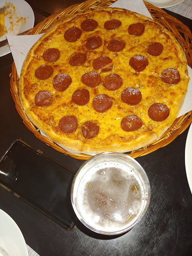 Opinii despre Napoli Pizzarestaurant Rørvik AS în Rørvik - Gastronomi og hotellvirksomhet