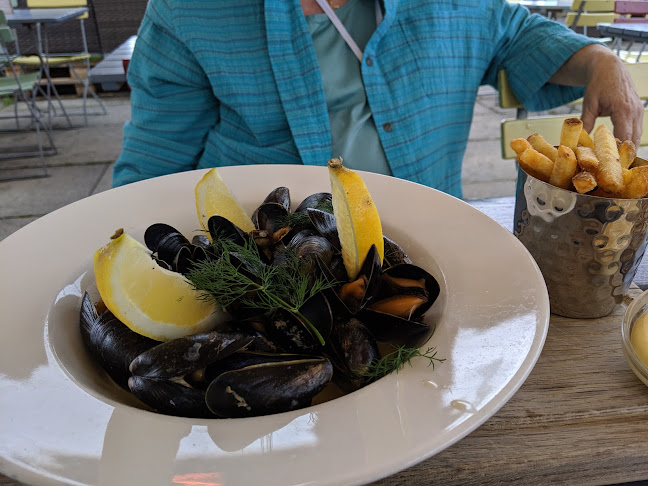 Pappabuene - Gastronomi og hotellvirksomhet