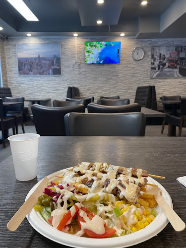 Opinii despre Asia Kebab Grill og Pizza Hus în Oslo - Gastronomi og hotellvirksomhet