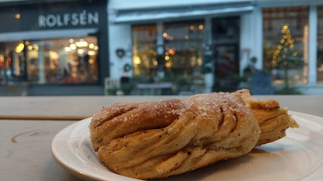 Opinii despre WITH - Brød&Kaffe în Tønsberg - Gastronomi og hotellvirksomhet