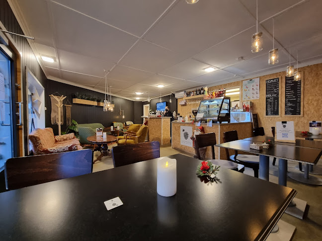 Opinii despre 13 Humler / Bar în Skudeneshavn - Gastronomi og hotellvirksomhet