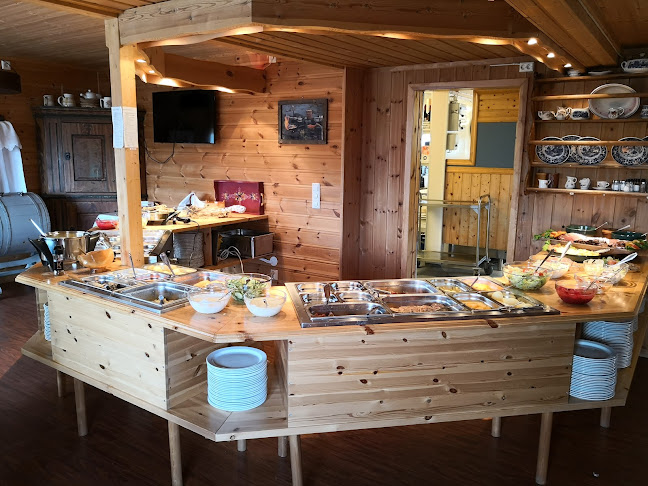 Opinii despre Gjetbergsvollen Restaurant în Røros - Gastronomi og hotellvirksomhet