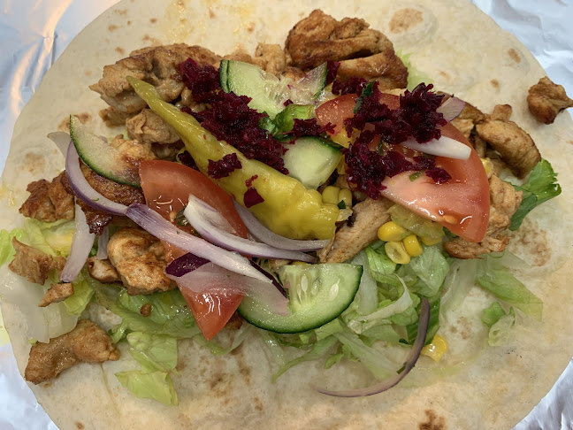 Donia Grill & Pizza - Gastronomi og hotellvirksomhet