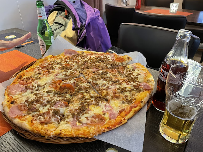 Allegro Fergekroa - Gastronomi og hotellvirksomhet