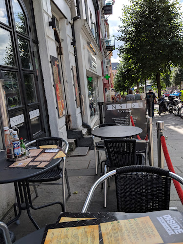 Inside Live & Rock cafe - Gastronomi og hotellvirksomhet