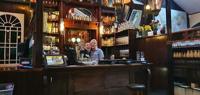 Villa Paradiso Tivoli (Lilleborg) - Gastronomi og hotellvirksomhet