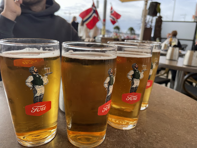 Opinii despre Beverly Hills Fun Pub în Stavanger - Gastronomi og hotellvirksomhet