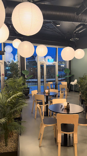 Opinii despre Sabrura Sticks & Sushi Nerstranda în Tromsø - Gastronomi og hotellvirksomhet