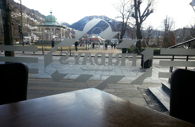 Opinii despre T.G.I. Fridays - Ole Bulls Plass în Bergen - Gastronomi og hotellvirksomhet