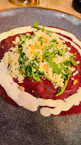 Café Cathedral - Gastronomi og hotellvirksomhet