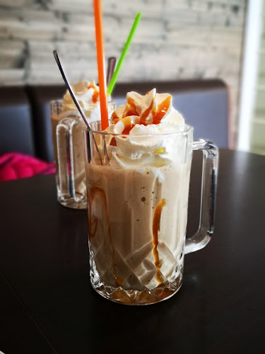 Mølla Kaffebar - Gastronomi og hotellvirksomhet