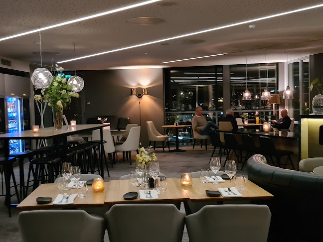 ROAST Restaurant & Bar