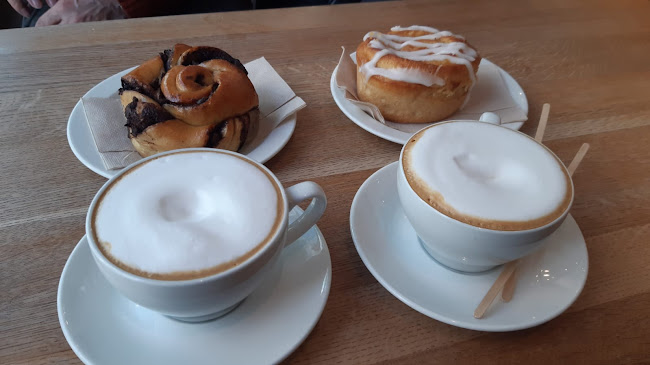 Comentarii opinii despre Kaffebrenneriet avd Aker Brygge