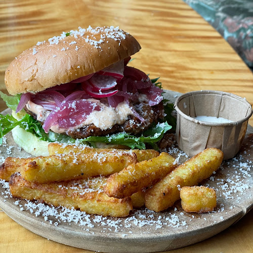 Stuo Eting og Drikking - Gastronomi og hotellvirksomhet