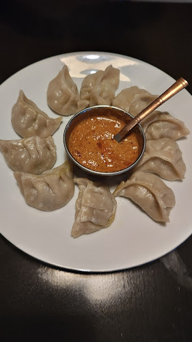 Himalayan Nepali Restaurant - Gastronomi og hotellvirksomhet