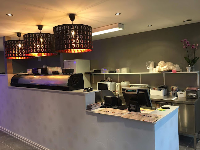 Opinii despre Sushi House Oppegård în Sætreskogen - Gastronomi og hotellvirksomhet