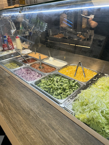 Opinii despre Dronningens Kebab în Oslo - Gastronomi og hotellvirksomhet