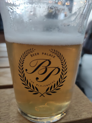 Beer Palace - Gastronomi og hotellvirksomhet