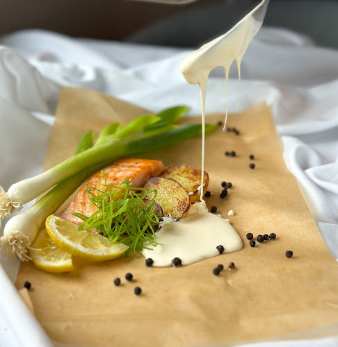 Opinii despre SMAK Restaurant - Norsk Havbrukssenter în Toft - Gastronomi og hotellvirksomhet