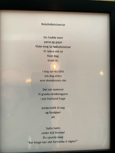 Opinii despre Hungry Heart Cafe în Larvik - Gastronomi og hotellvirksomhet