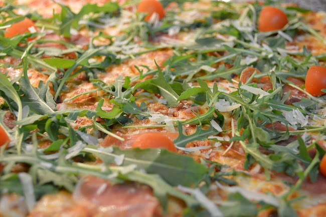 Pizza Plutselig - Gastronomi og hotellvirksomhet