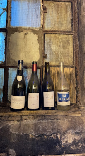 Grotto bistro & cave - Gastronomi og hotellvirksomhet