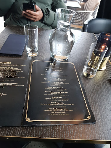 Opinii despre No4 Restaurant & Bar în Ski - Gastronomi og hotellvirksomhet