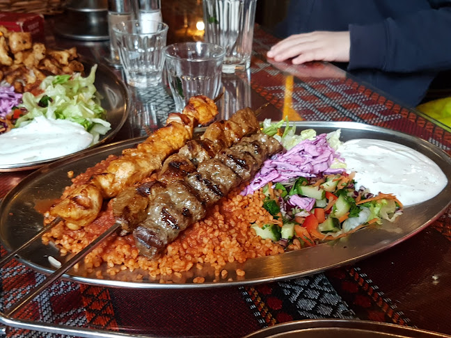 Comentarii opinii despre L’OASIS RESTAURANT