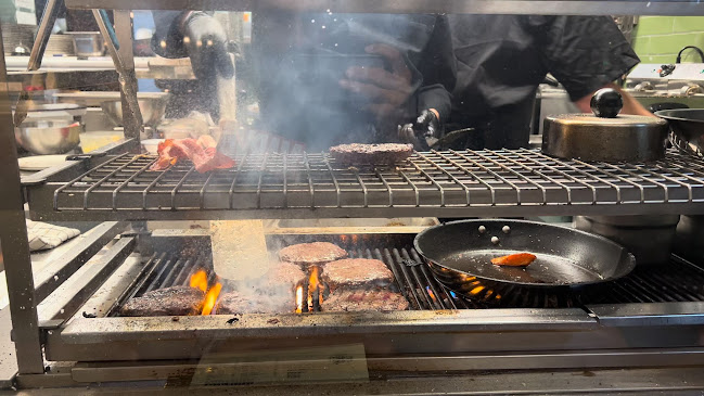 HELT VILT (Completely Wild) - Oslo