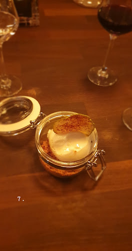 Comentarii opinii despre Jullum 6