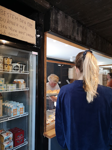 Opinii despre Veierland bakeri în Veierland - Gastronomi og hotellvirksomhet