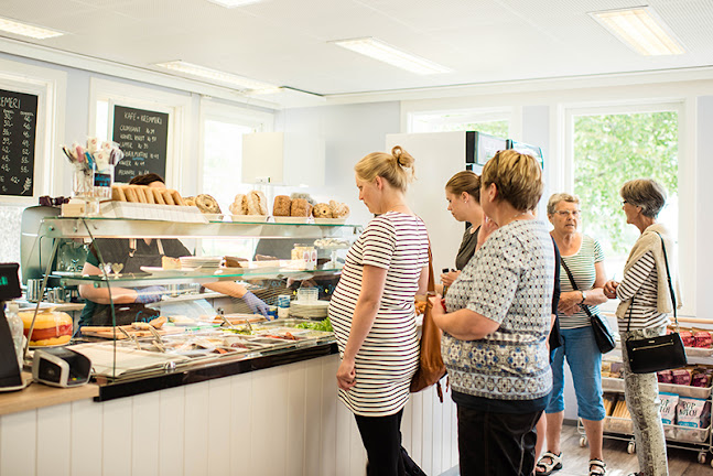 Fjell & fjord kafe og Kremmeri