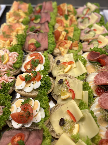 Aanerud bakeri - Gastronomi og hotellvirksomhet