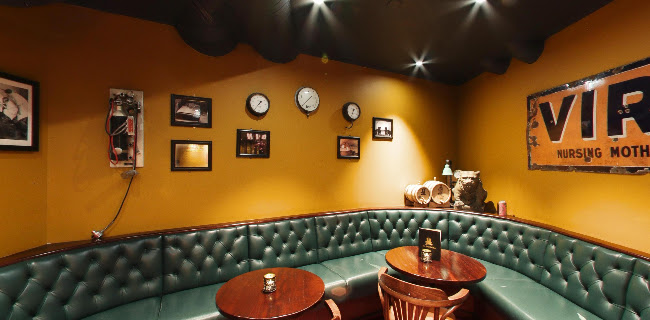 Dr. Jekyll’s Pub - Gastronomi og hotellvirksomhet