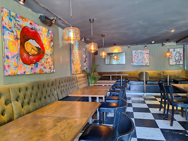 Sjakk Matt Restaurant & Bar - Gastronomi og hotellvirksomhet